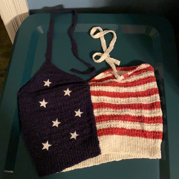 AE Crop Top - Picture 1 of 1